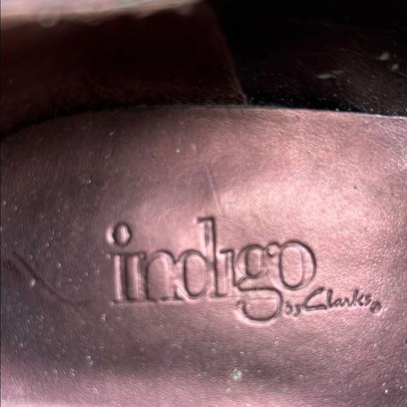 Clarks Burgundy Swirl Crossover Chunky High Heels Elegant and Versatile Sz 9.5 - Picture 10 of 13